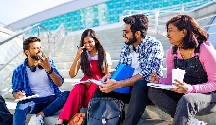 Benefits for Bangladeshi Students to Study in the UK